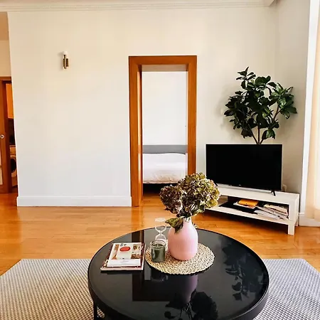 2 Bedrooms In Marais Παρίσι